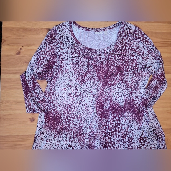 LOGO Blouse ~ 1X - Picture 9 of 9